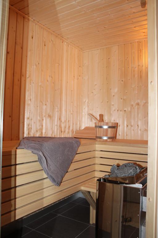 Ummanz Fischer'S Ferienhaus Ruegen Mit Sauna Und Kamin חדר תמונה